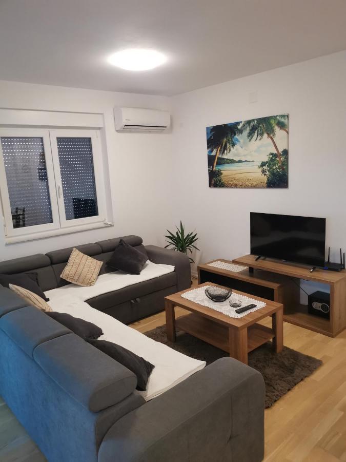 Apartman Batuda,Centar, Free Mini Thurdevac ภายนอก รูปภาพ